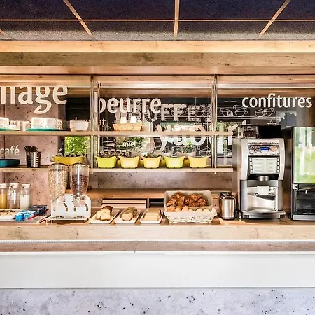 Hotel Ibis Budget Bords De Seine 2*