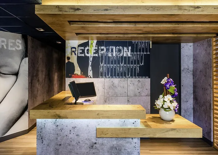 Hotel Ibis Budget Bords De Seine 2*
