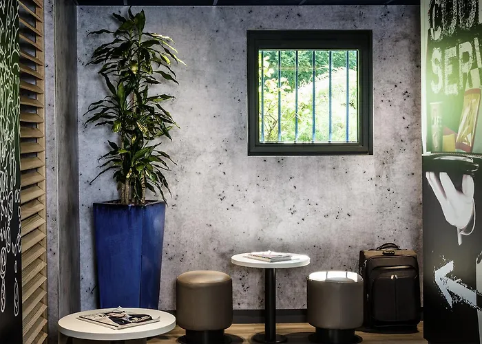 Ibis Budget Bords De Seine Hotel
