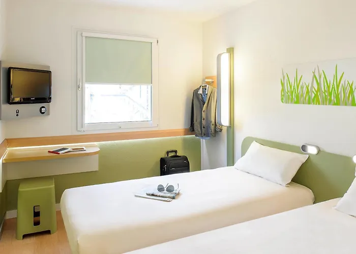 Ibis Budget Bords De Seine Hotel